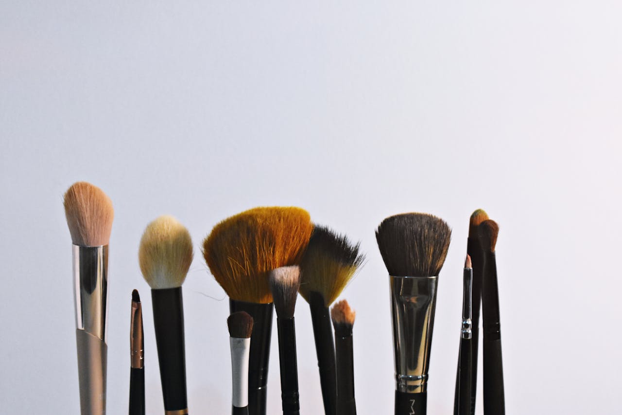 Makeup Brushes/Sponges