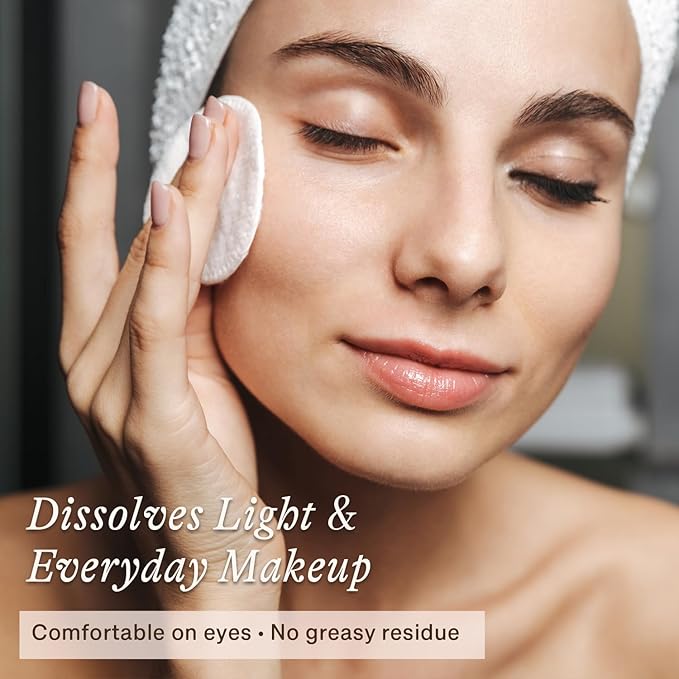 How to Choose the Best Makeup Remover for Healthy, Balanced Skin