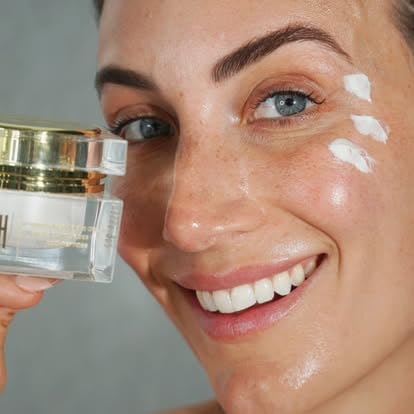 Intense Repair Eye Cream Lightweight Retinol, Peptides & Vitamin C Formula for Dark Circles, Puffiness & Fine Lines – Anti-Aging, Paraben-Free & Cruelty-Free