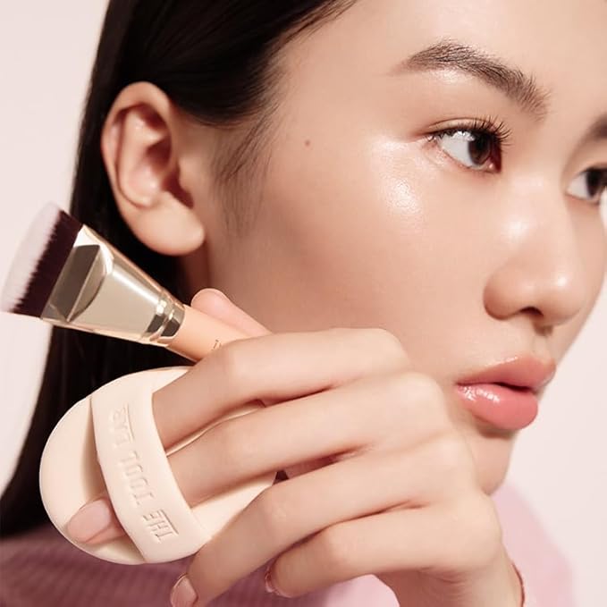 THE TOOL LAB All Day Cover Duo - Premium Base Makeup Set for Liquid Cream Powder Foundation, Buffing Blending Face Brush, Sponge, Portable Case - 1.1" Flat Top Brush