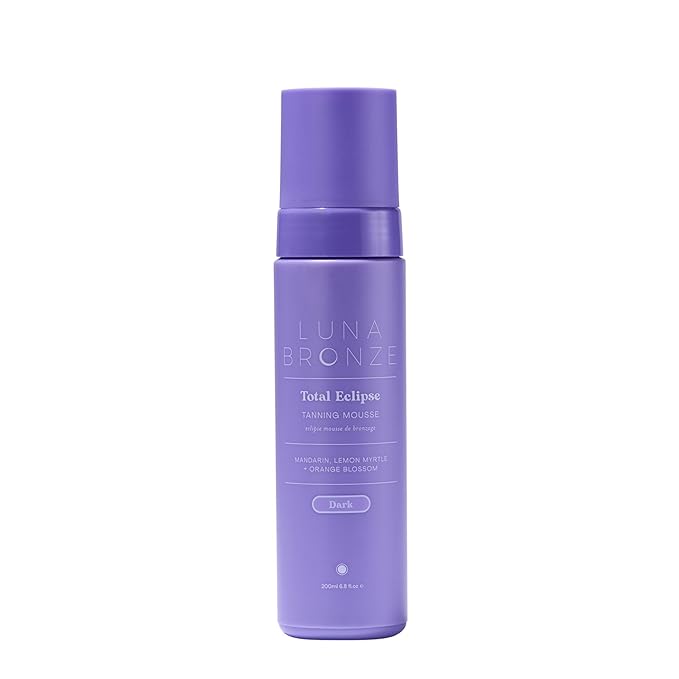 Luna Bronze Total Eclipse Express Self Tan Mousse | Instant, Dark & Natural Looking Self-Tanner Foam | Lightweight Formula Enriched with Organic Aloe Vera & Natural DHA | Fake Tan (200ml/6.7 fl. oz)