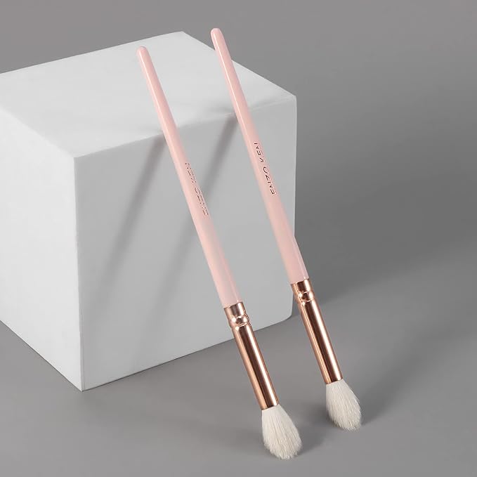 Natural Goat Hair Eyeshadow Blending Brush - Eye Blending & Contour Brush, Single Piece, E204L