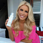 Tanning Starter Pack: Dark Sunless Tanning Mousse + Applicator Mitts.