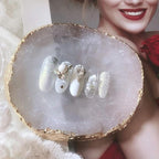 1pc White Golden Edge Resin Nail Art Palettes