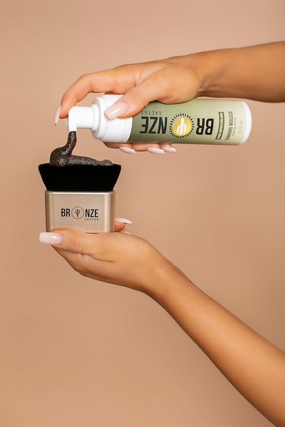 Double Dipped -Ultra Dark Tanning Mousse | Easy Application & Instant Gratification | Dries Immediately Without Leaving You Sticky | Non-Scented, Streak Free (Dark)