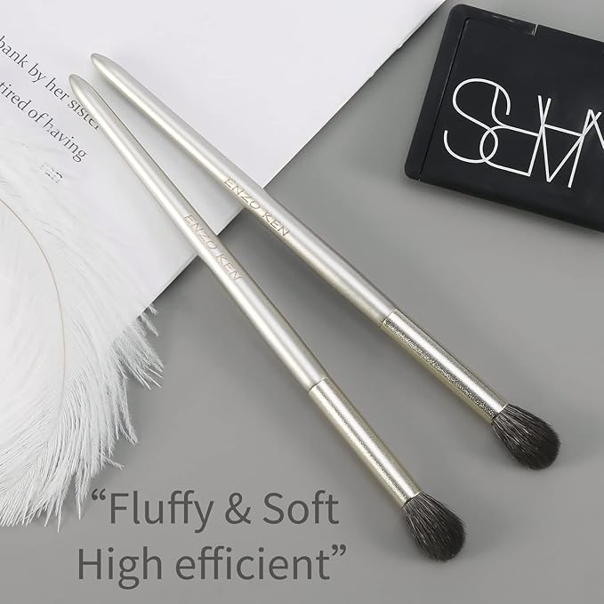 Natural Goat Hair Eye Shadow Brush, ENZO KEN Blending Eyeshadow Brush, Eye Shadow Blending Brush, Eye Blending Brush, Small Nose Contour Brush, Smudge Eye Brushes, Eyeshadow Blending Brush. Gold,E204L