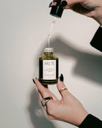 ARETÉ Healing Hair Oil Ceremony Serum, Botanical Scalp Serum with Essential Oils, Lightweight Nourishing Oil for Balanced Scalp, Frizzy Hair & Fuller-Looking Hair, 2oz