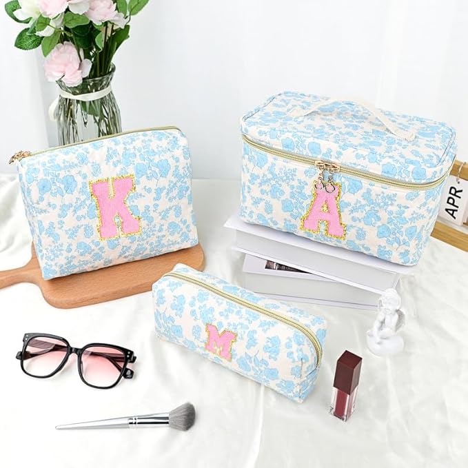 3 PCS Travel Makeup Bag Set, A–Z Initials Cotton Quilted Cosmetic Bag for Women & Preppy, Personalized Toiletry Bag Travel Accessories Makeup Brushes Organizer, Valentine’s Day & Birthday Gift for Her