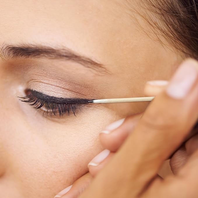 200PCS Pointed Cotton Swabs Wood Handle - Precision Tips for Nail Edge Cleanup - Sturdy Sticks for Gel Polish Correction & Cuticle Detailing, with Lint-Free Cotton for Makeup & Microblading