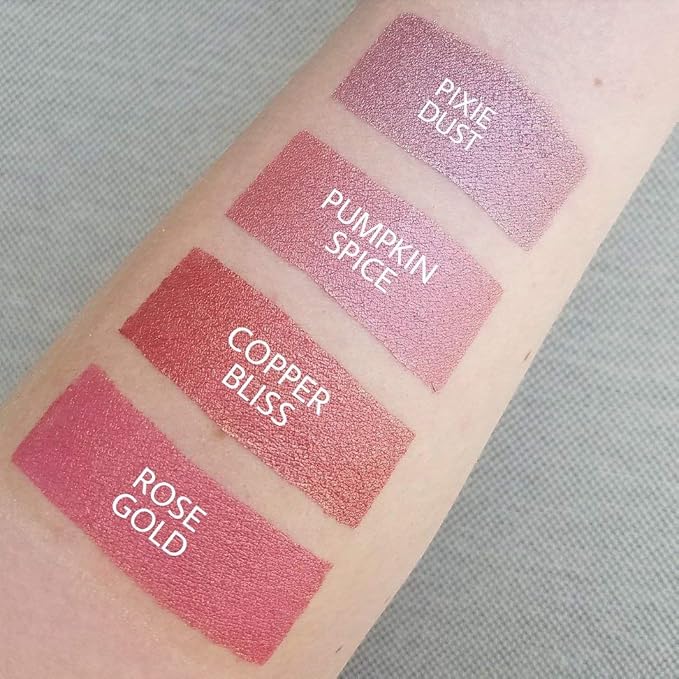 Aromi Rose Gold Metallic Liquid Lipstick | Peachy Pink, Coral Lip Color with Shimmery Finish, Vegan, Cruelty-free, Long-Lasting, Smudge Proof, Handmade (Rose Gold)