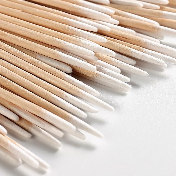 200Pcs Pointed Cotton Swabs 2.67 Inch Microblading Precision Tip Cotton Swab Wooden Long Cotton Sticks Applicator Makeup Gun Cleaning Eyebrow Tattoo Permanent Supplies