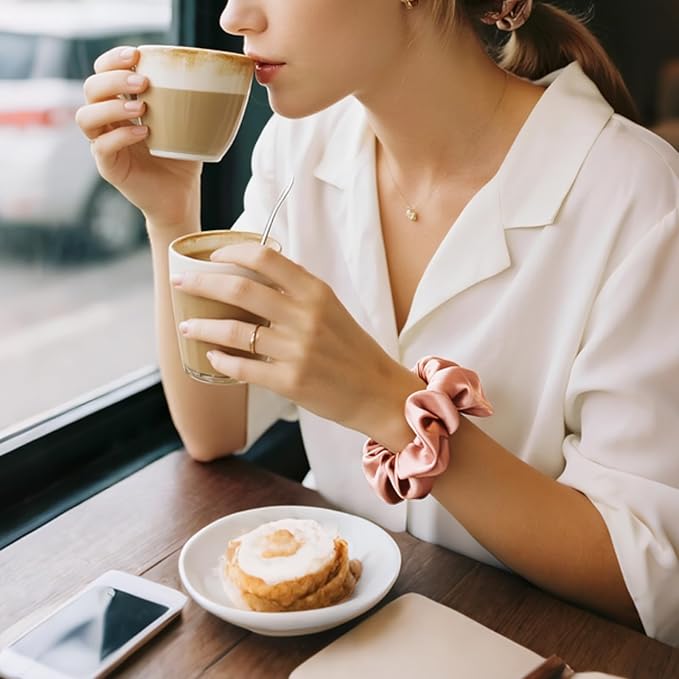 Silk Scrunchies for Women, 100% Mulberry Silk Hair Ties No Damage, Gentle No-Pull Elastic Ponytail Holders, 1Pc (Rose Gold)