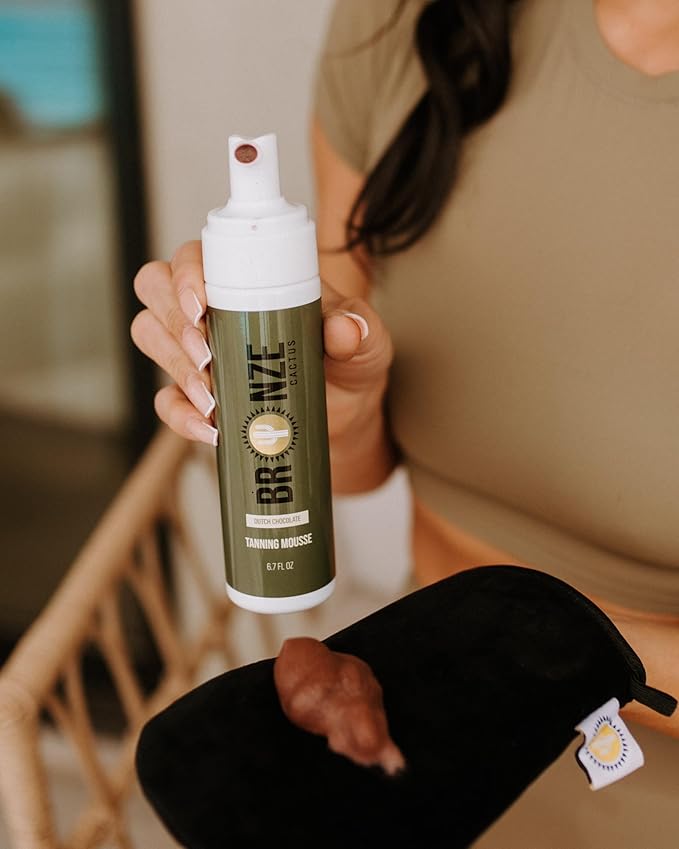 Dutch Chocolate Deluxe Self Tanner Mousse – | Violet Base to Neutralize Orange Undertones | Natural Rich Brown Tan | Vegan & Cruelty-Free | Fast Dry | Hydrating with Hyaluronic Acid