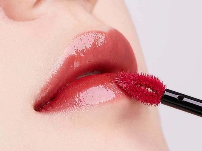 JUNG SAEM MOOL LIP-PRESSION Glow Lasting Tint 0.14 Fl Oz, Water-In-Oil Gloss Tint for Hydrated, Plump Lips, Non-Sticky Comfortable Fit for Radiant Lip Stain, Korean Lip Makeup (Fall in Red)