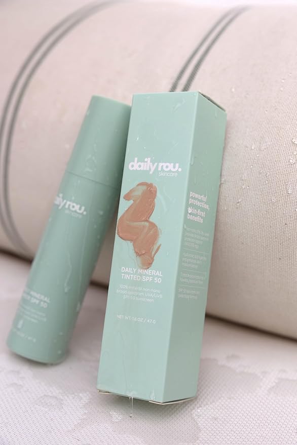 DailyRou Daily Mineral Skincare – Hydrating & Brightening Face Sunscreen for Men & Women – Lightweight, Non-Greasy Formula for Healthy, Smooth, Glowing Skin (Tinted)