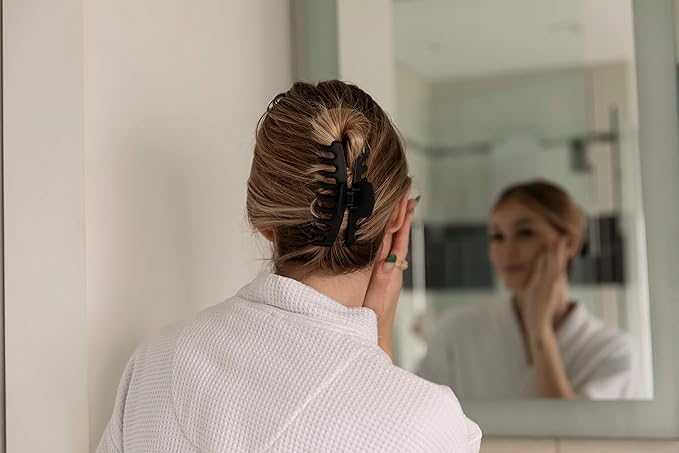 FRAMAR Large Claw Clips For Thick Hair – Large Hair Clip For Thick Hair, Big Hair Clips For Women, Hair Claws Clips For Women, Black Hair Clips, Black Claw Clip - 4 Pack Non Slip Matte Finish