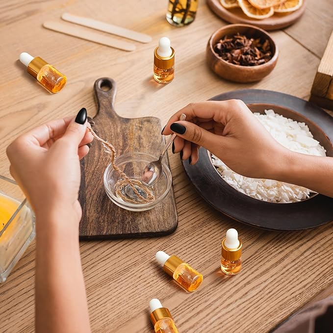 200 Pcs Mini Glass Oil Dropper Bottle Bulk, Clear Essential Small Empty Bottles Sample Containers Perfume Liquid Vials with Cap for Traveling (2 ml,Gold)