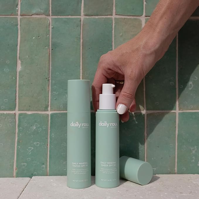 DailyRou Daily Mineral Skincare – Hydrating & Brightening Face Sunscreen for Men & Women – Lightweight, Non-Greasy Formula for Healthy, Smooth, Glowing Skin (Sheer)