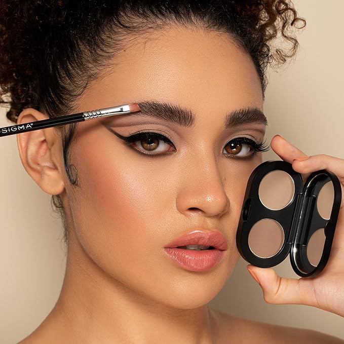 Sigma Beauty Color + Shape Brow Powder Duo - Eye Brow Palette for Natural, Defined Brows - Dark and Light Brow Powder to Tint and Highlight - Vegan, Paraban Free, Sulfate Free Brow Make Up