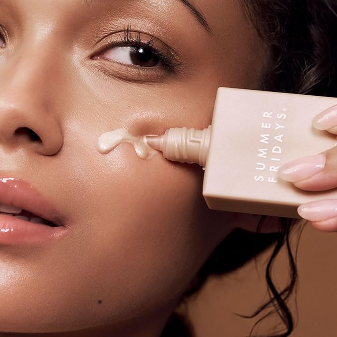 Summer Fridays Illuminating Drops - Hydrating Serum-Like Formula with Hyaluronic Acid - Dewy Summer Makeup with Skincare Benefits - Help Support a Healthy Skin Barrier (1 Fl Oz)