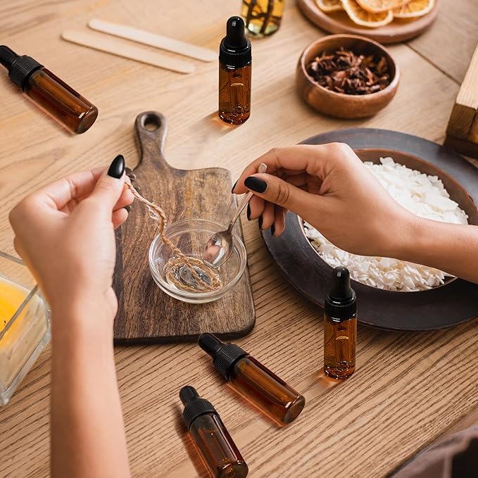 200 Pcs Mini Glass Oil Dropper Bottle Bulk, Clear Essential Small Empty Bottles Sample Containers Perfume Liquid Vials with Cap for Traveling (5 ml,Amber)