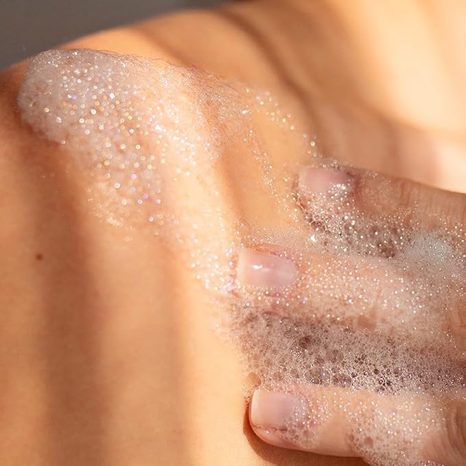 Alpha Skin Care Moisturizing Body Wash, Gentle Soap-Free Anti-Aging Formula, Glycolic AHA, Vitamin E & Aloe Vera, Conditions & Soothes, All Skin Types Hydroxy Acid, 12 Oz