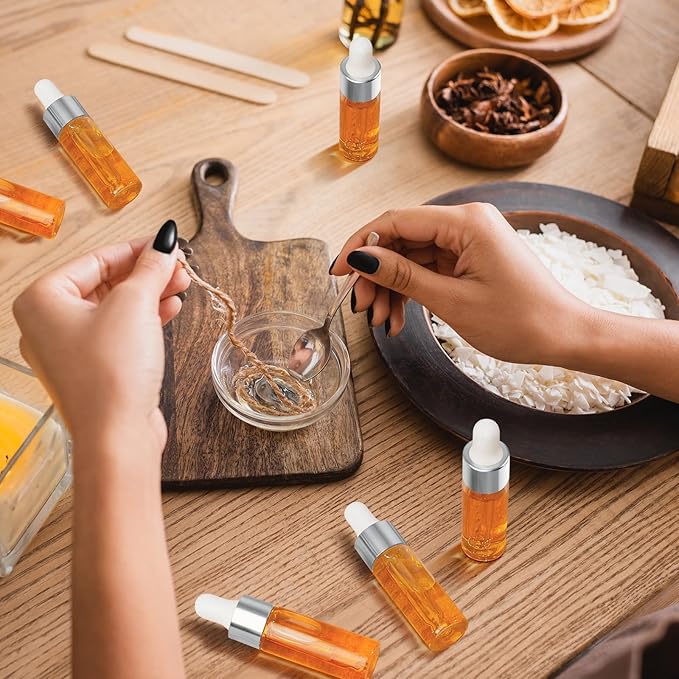 200 Pcs Mini Glass Oil Dropper Bottle Bulk, Clear Essential Small Empty Bottles Sample Containers Perfume Liquid Vials with Cap for Traveling (5 ml,Silver)